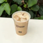 موكا بيضاء مثلجة ومخفوقة / Iced Shaken White Mocha