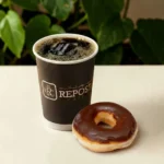 قهوة اليوم مع دونات الأصلية / Coffee of the day with Donut Original